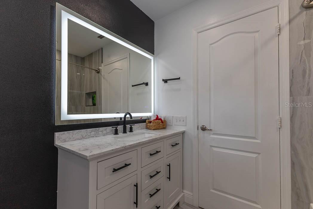 Image 28 of 58 For 3432 Idlegrove Court