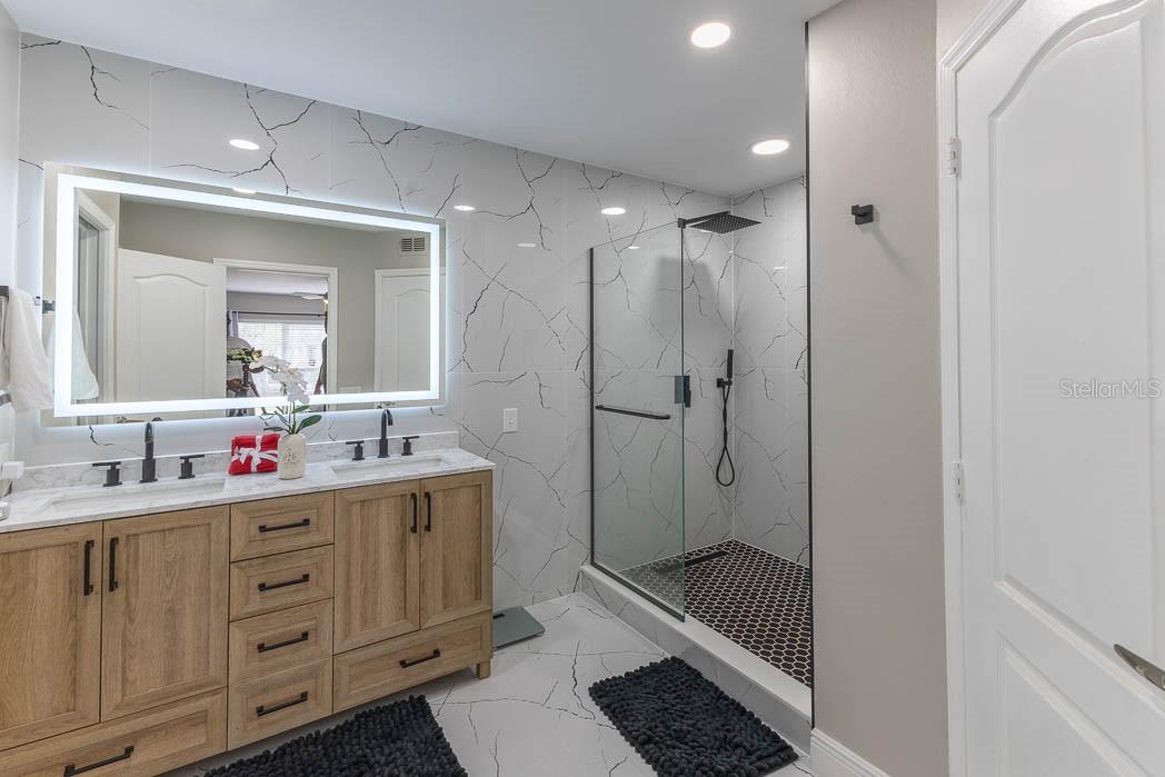 Image 31 of 58 For 3432 Idlegrove Court