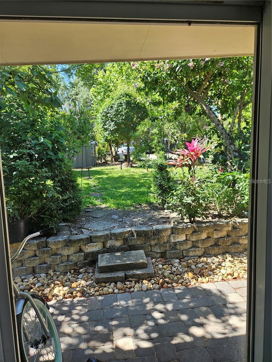 Image 11 of 12 For 11500 Judge Avenue