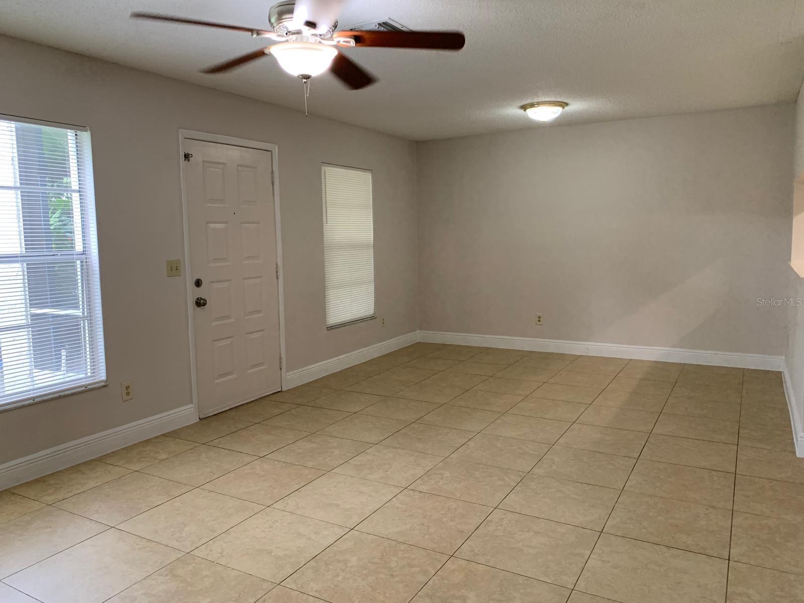 Image 6 of 18 For 801 Northlake Drive 801