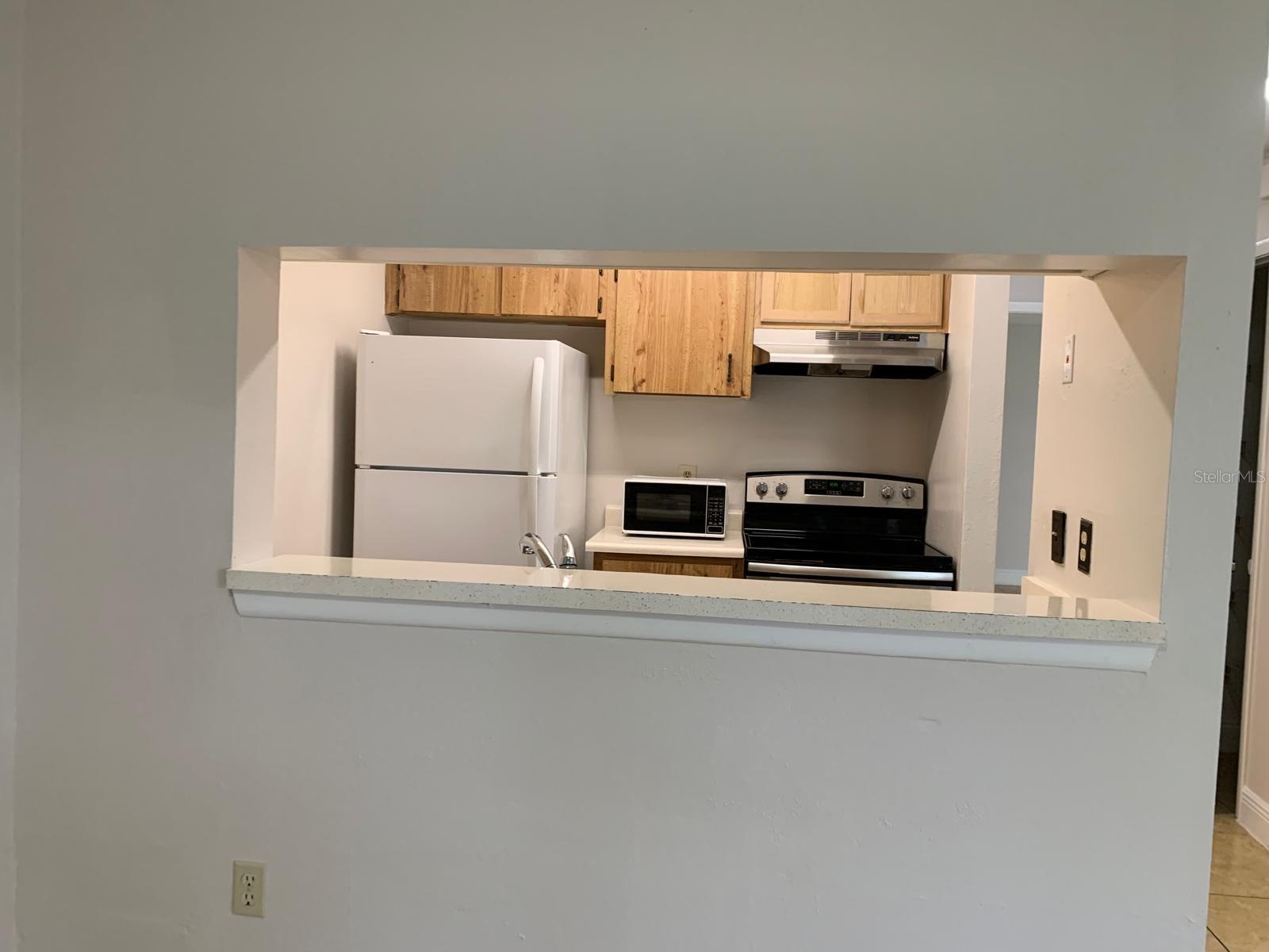 Image 9 of 18 For 801 Northlake Drive 801