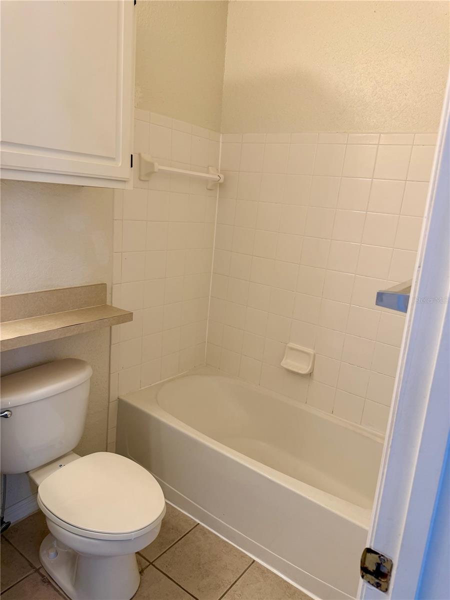 Image 16 of 21 For 2740 Maitland Crossing Way 201