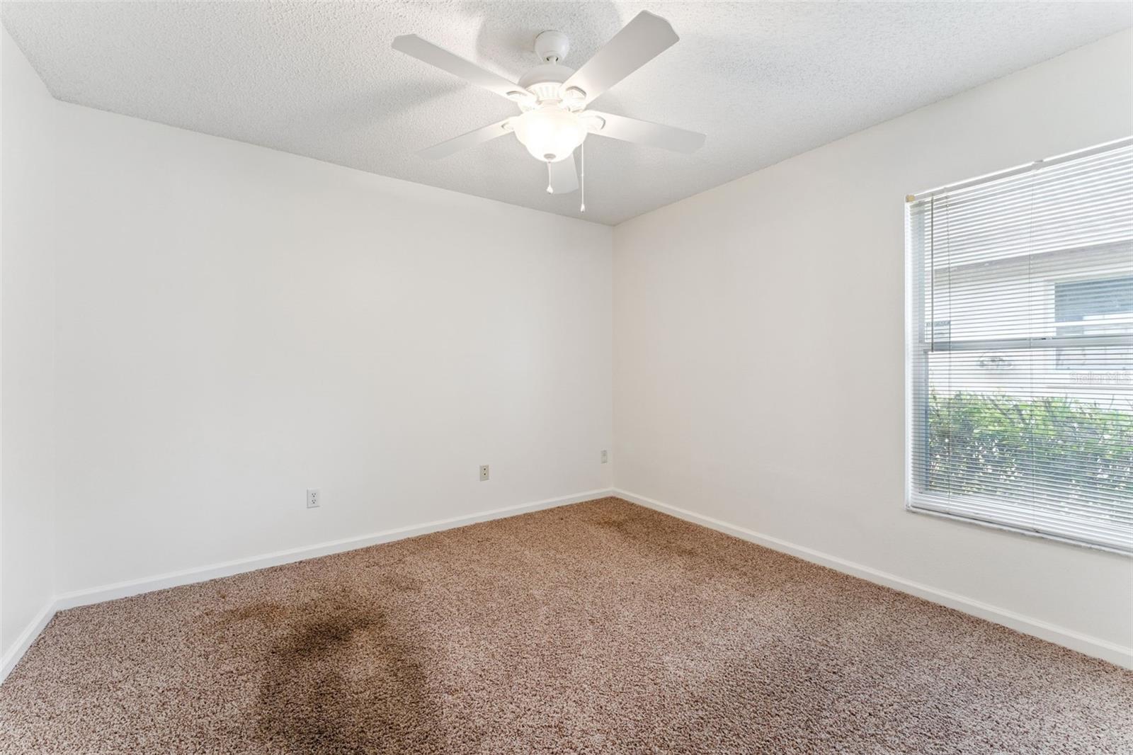 Image 22 of 35 For 12879 Lower River Boulevard