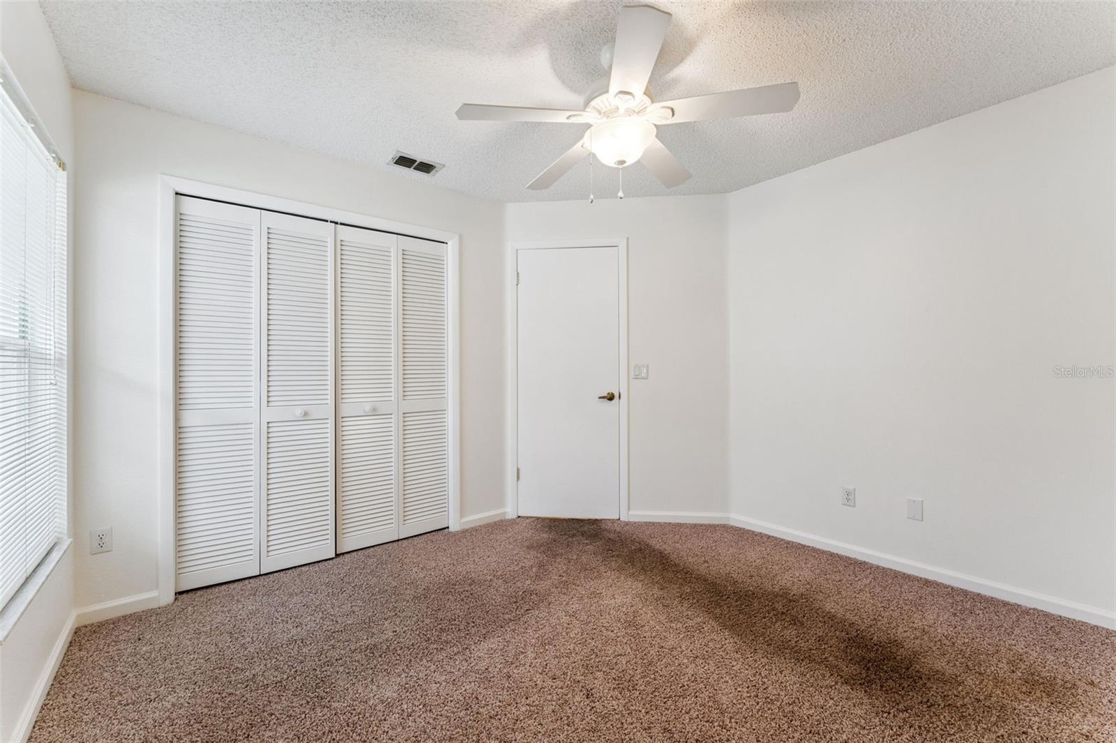 Image 23 of 35 For 12879 Lower River Boulevard