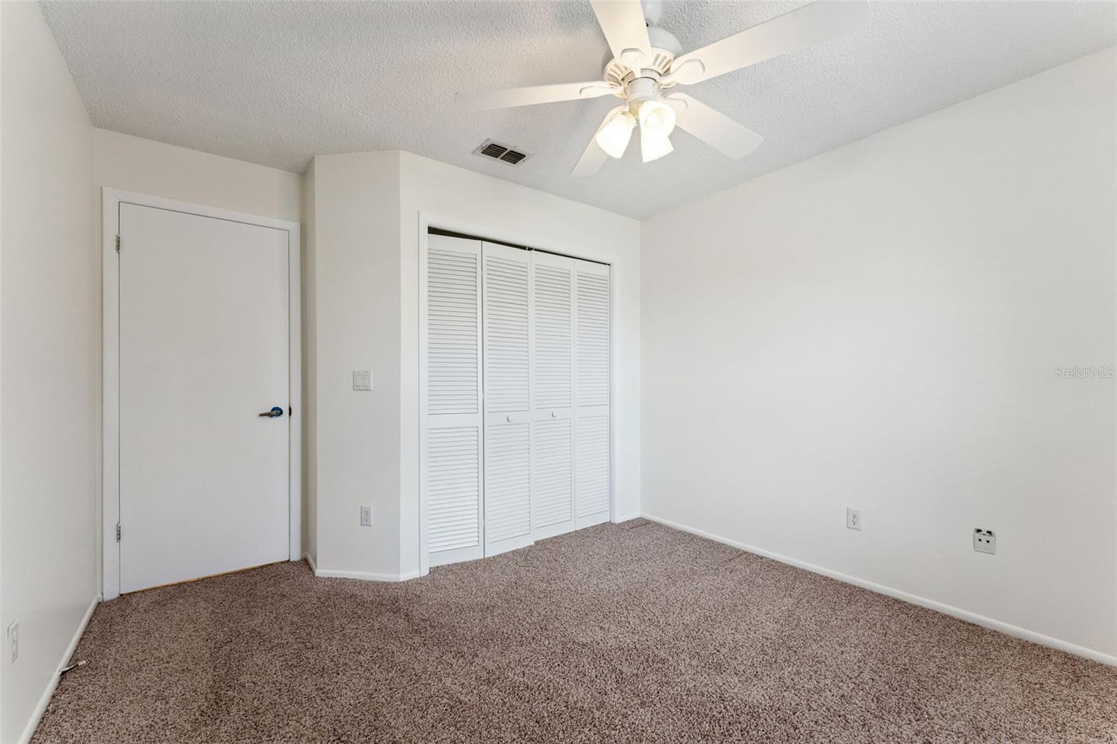Image 24 of 35 For 12879 Lower River Boulevard