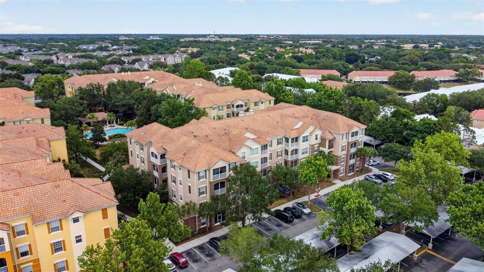 Image 23 of 31 For 3332 Robert Trent Jones Drive 40203