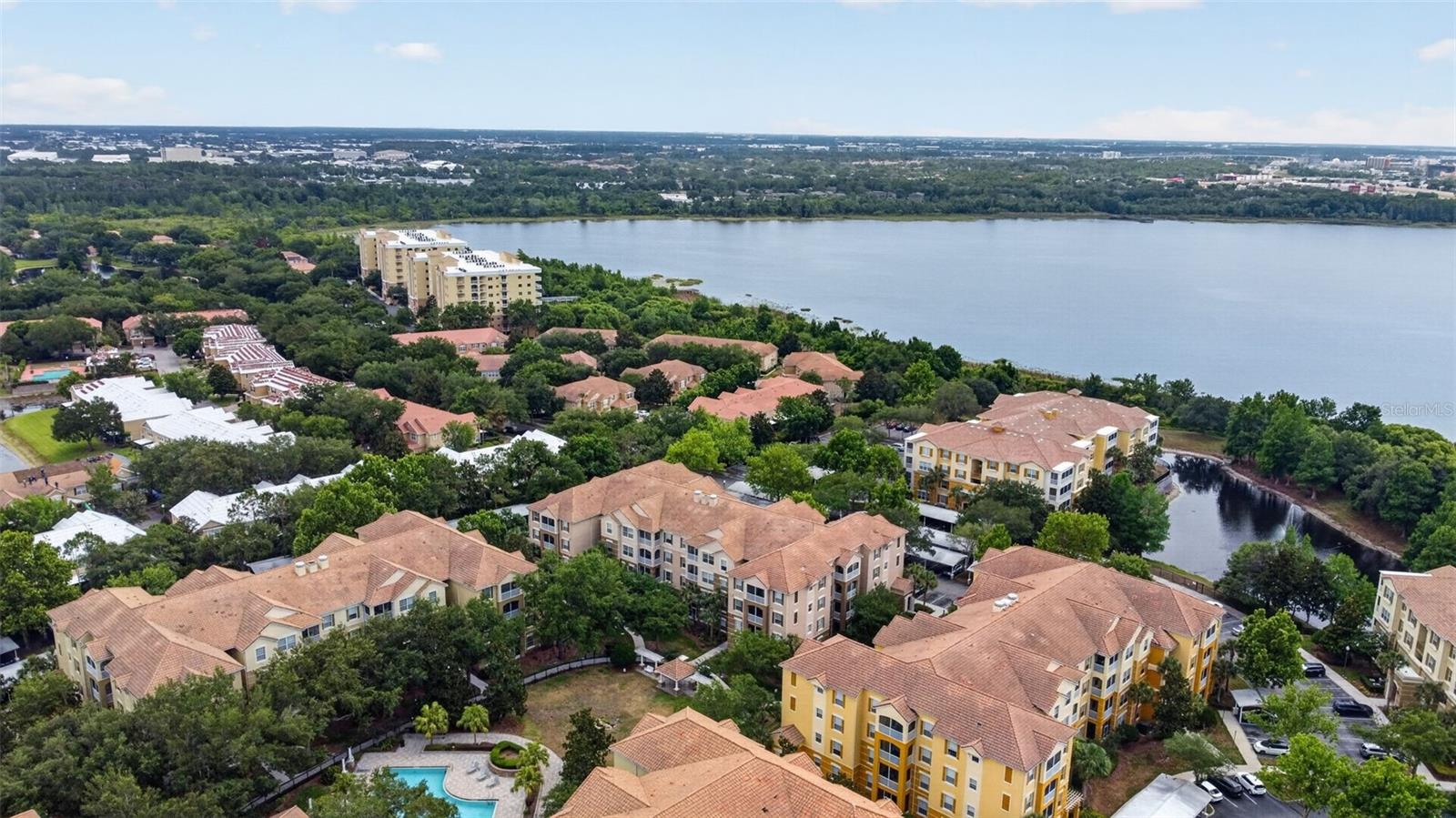 Image 30 of 31 For 3332 Robert Trent Jones Drive 40203