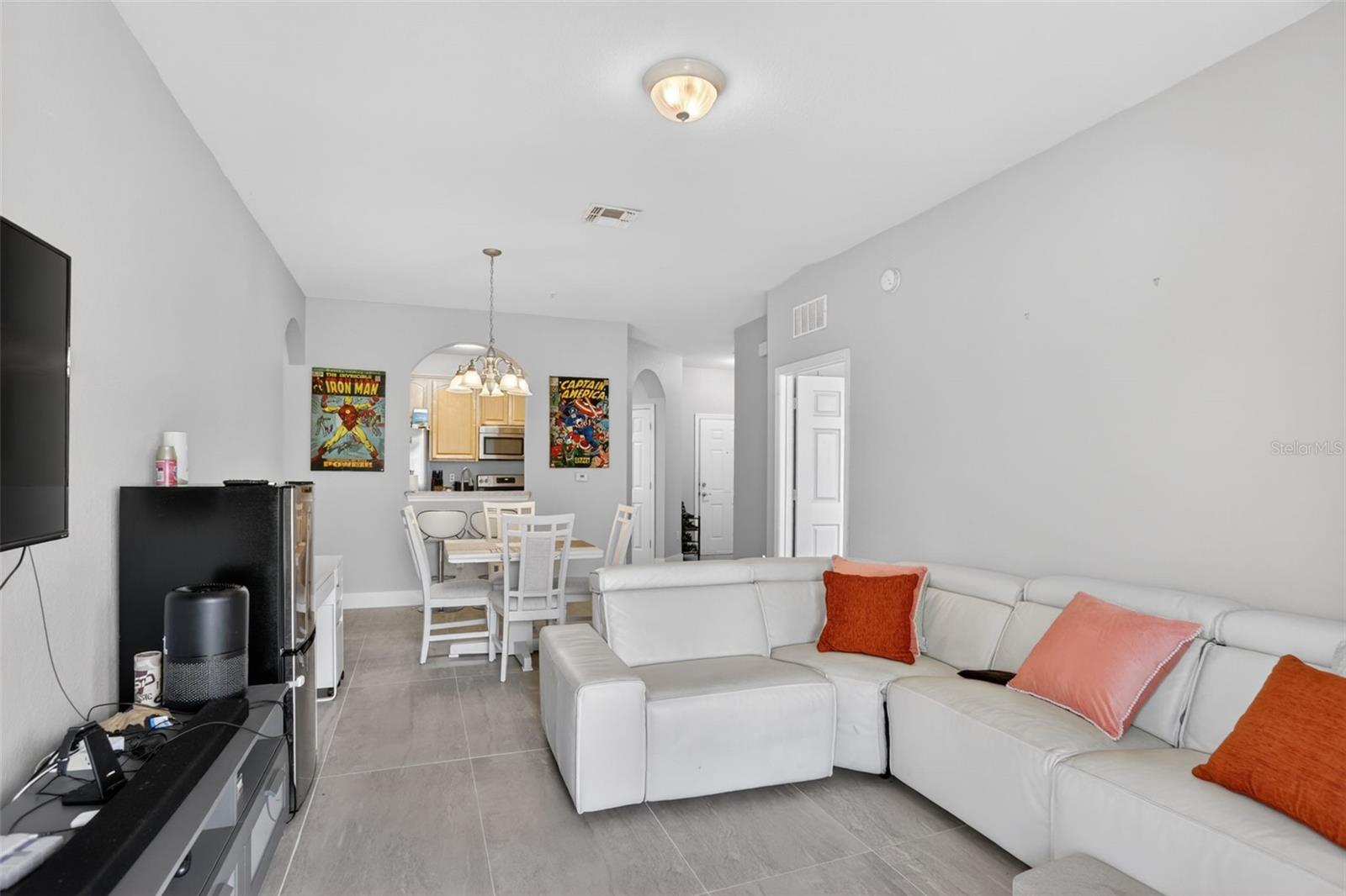 Image 7 of 31 For 3332 Robert Trent Jones Drive 40203