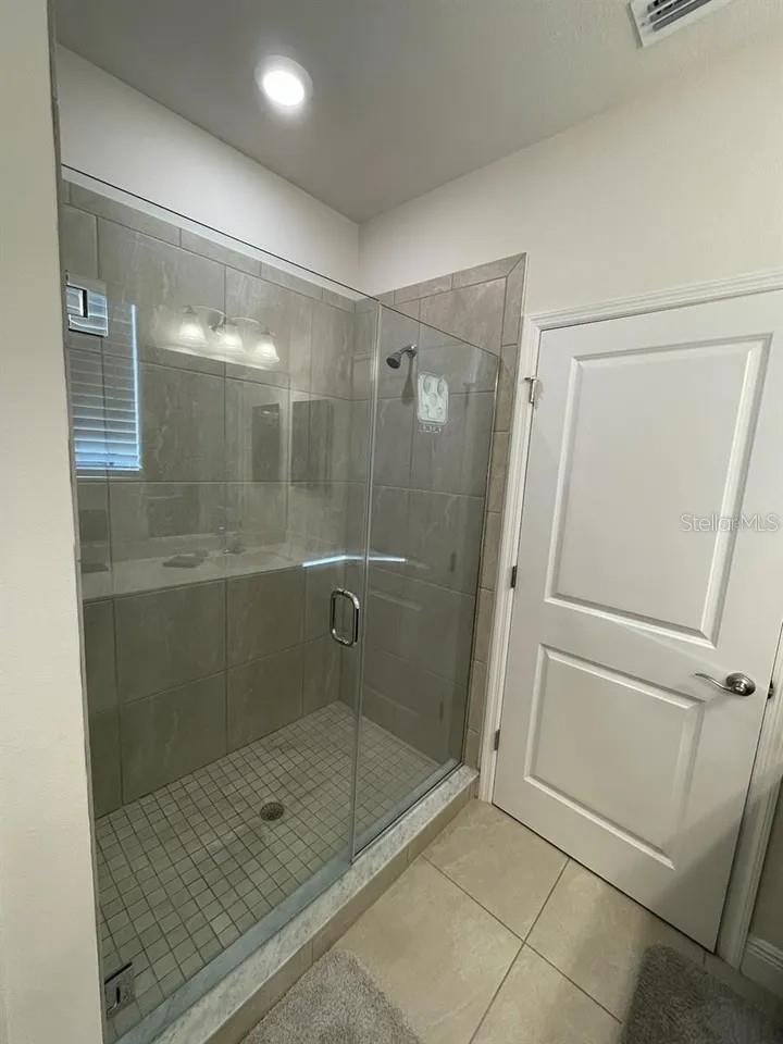Image 12 of 18 For 1438 River Circle