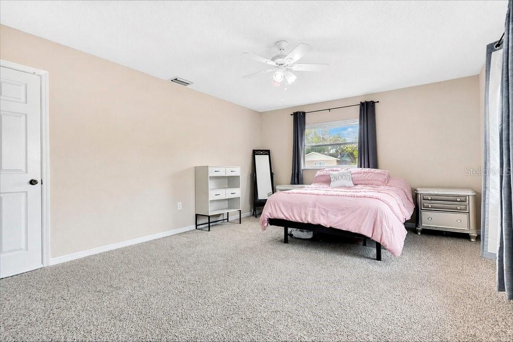 Image 13 of 30 For 5827 Flori Lane