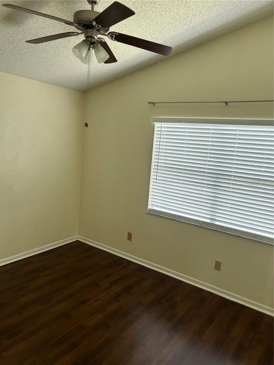 Image 15 of 19 For 2556 Woodgate Boulevard 203
