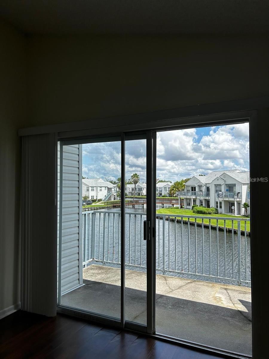 Image 5 of 19 For 2556 Woodgate Boulevard 203