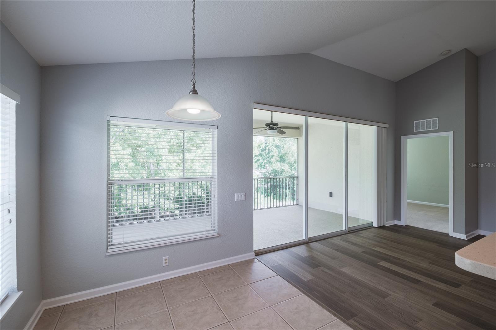 Image 9 of 24 For 5192 Maxon Ter  101