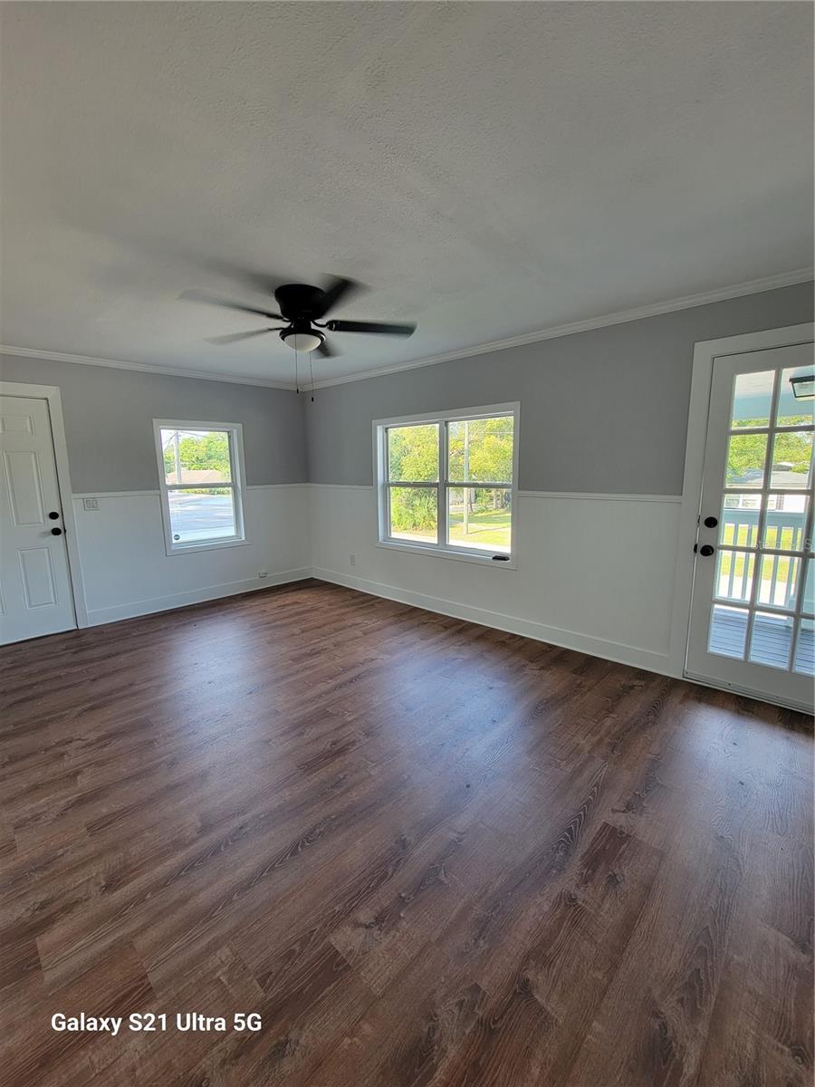 Image 6 of 13 For 16 Primrose Drive