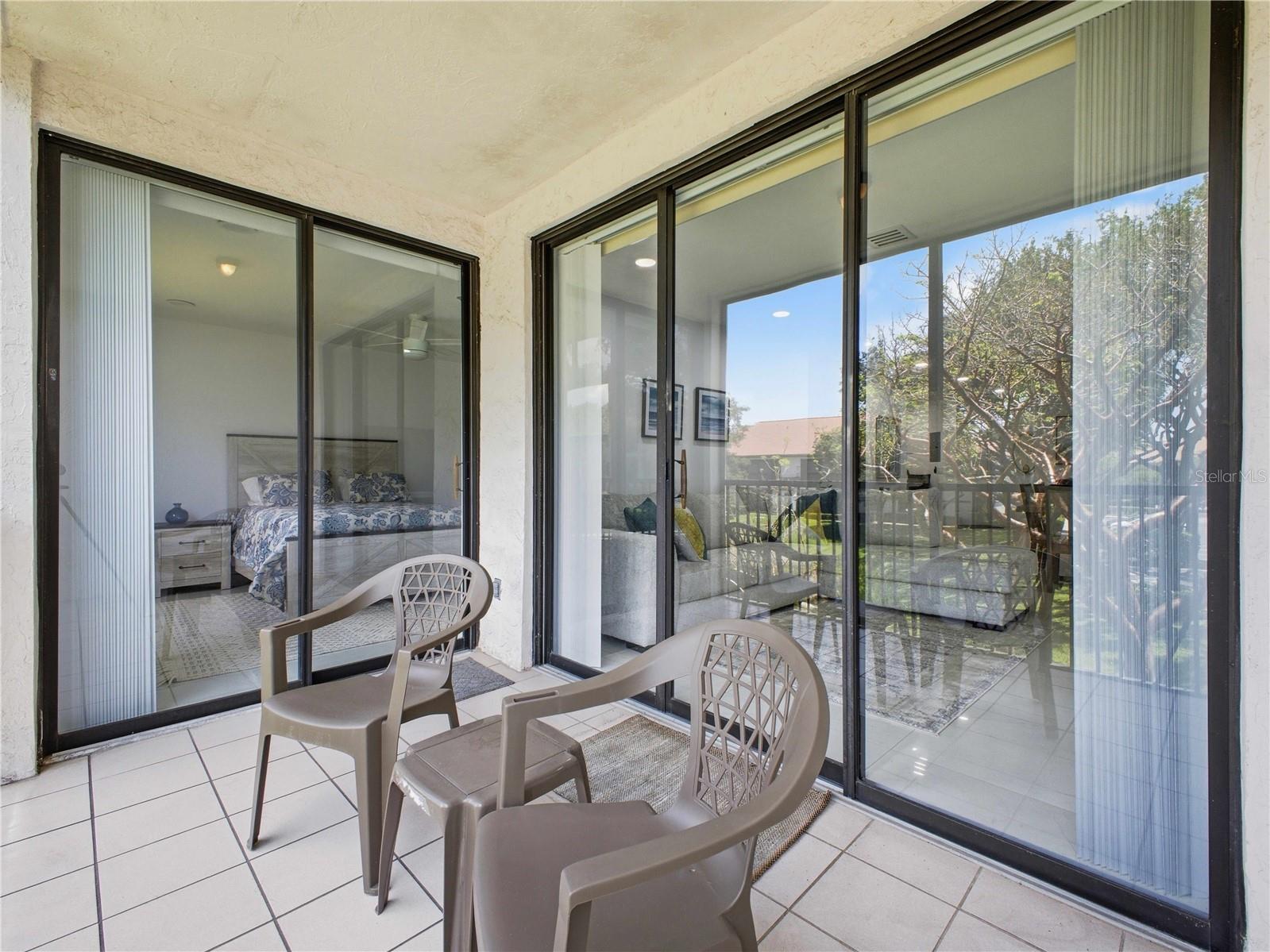 Image 27 of 35 For 5157 Floria Way J