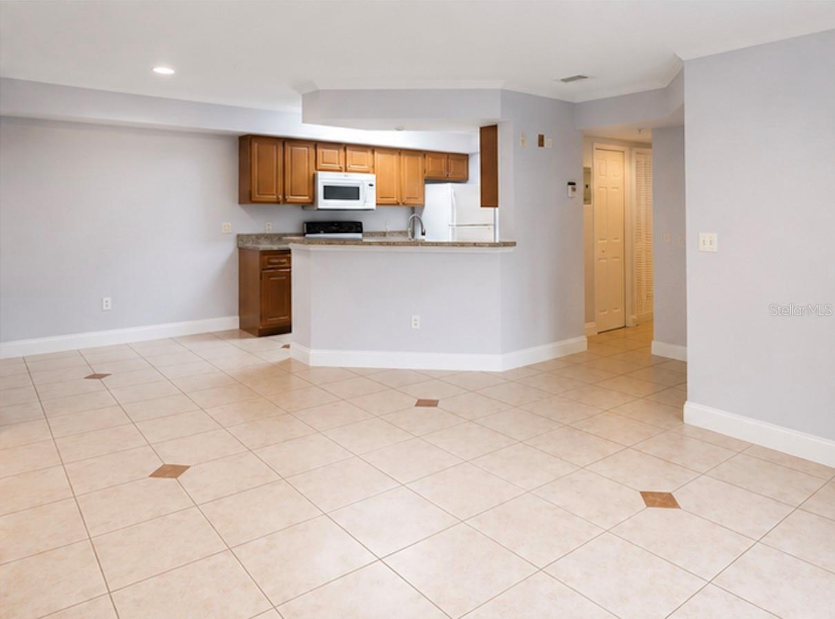 Image 4 of 24 For 738 Crest Pines Drive 728