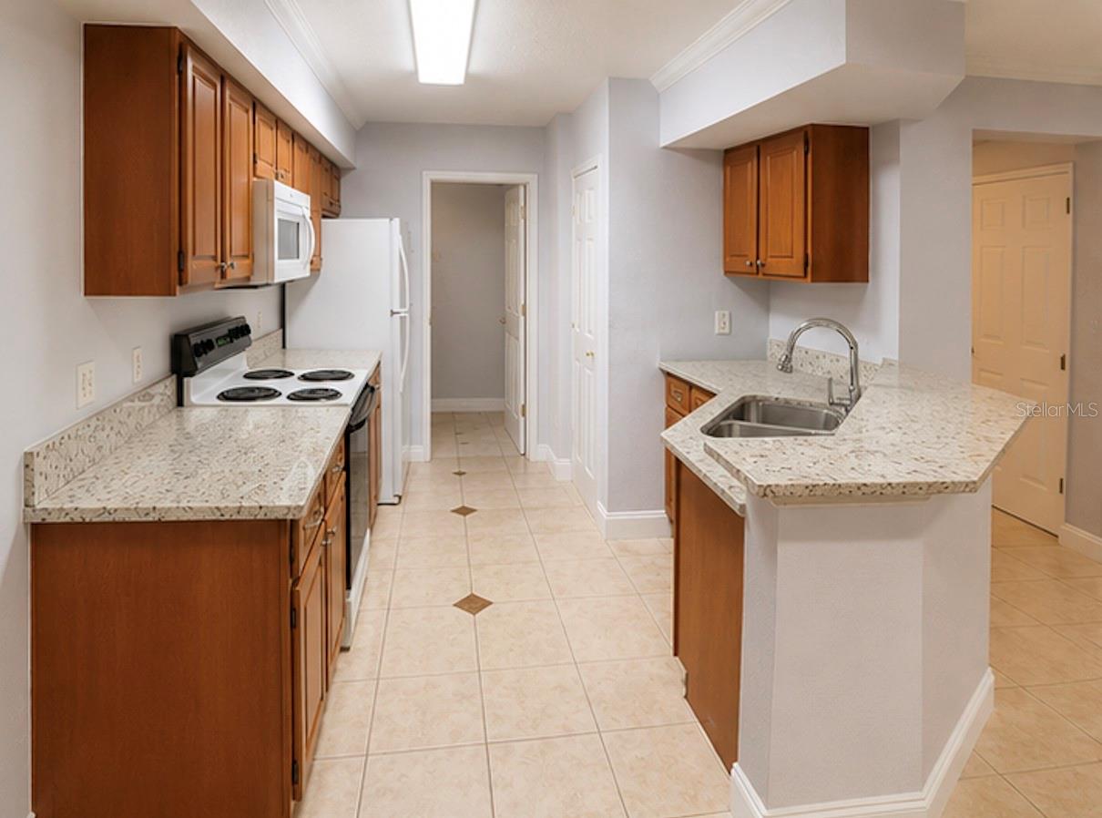 Image 5 of 24 For 738 Crest Pines Drive 728
