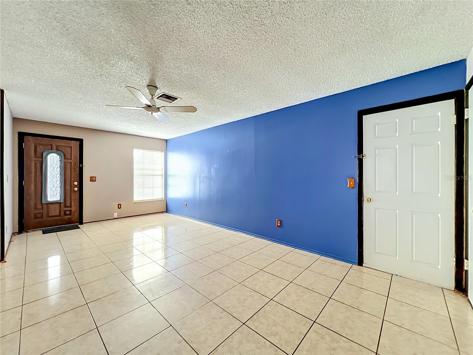 Image 11 of 45 For 4346 Daubert Street