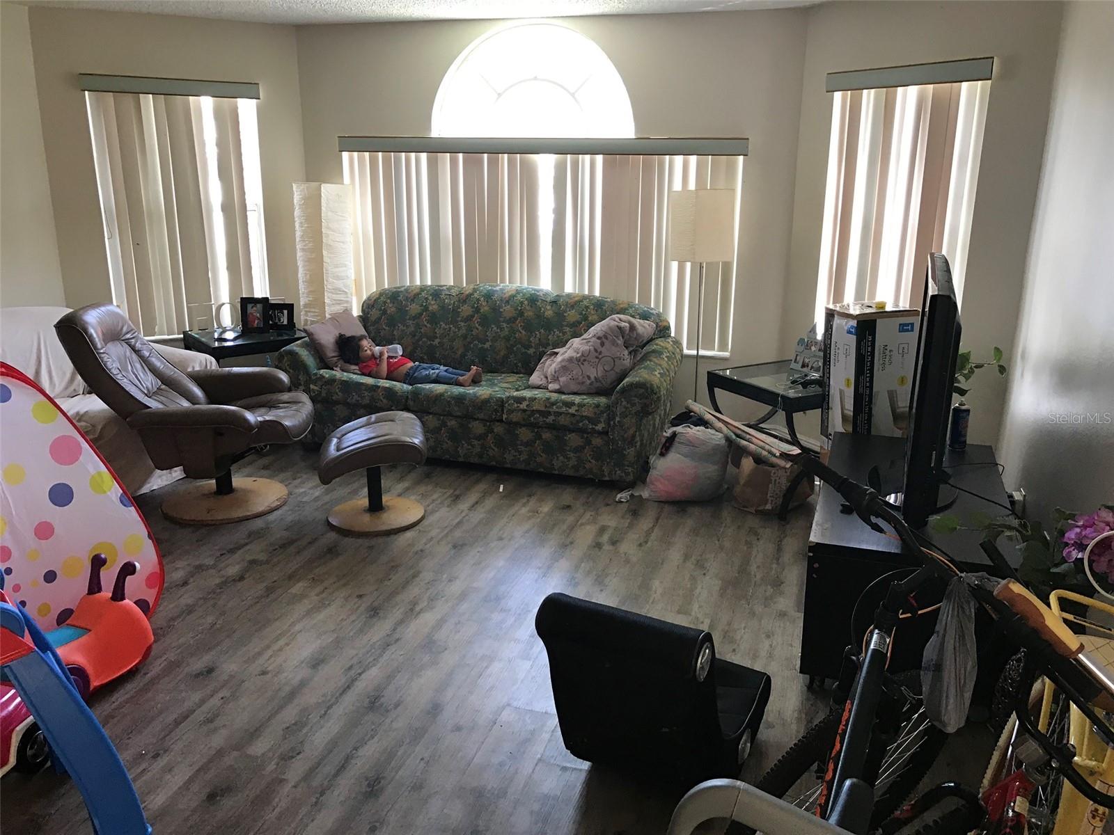 Image 3 of 16 For 2468 Sweetwater Club Circle 111