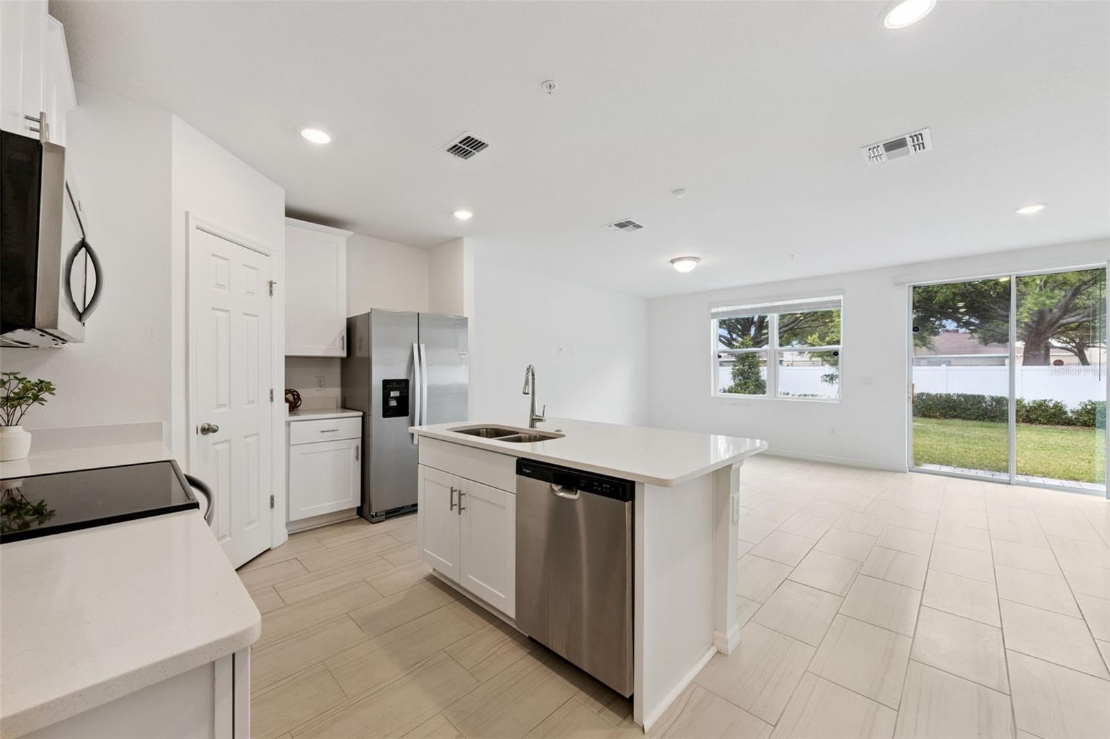 Image 10 of 35 For 2097 Crape Jasmine Lane