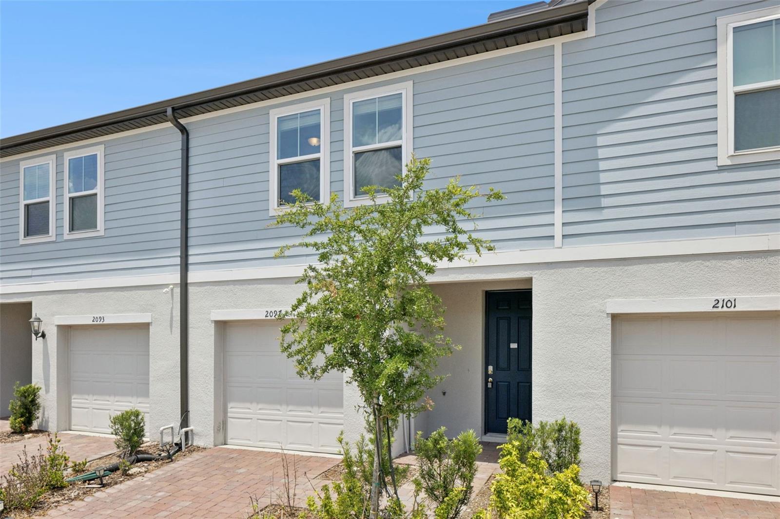 Image 3 of 35 For 2097 Crape Jasmine Lane