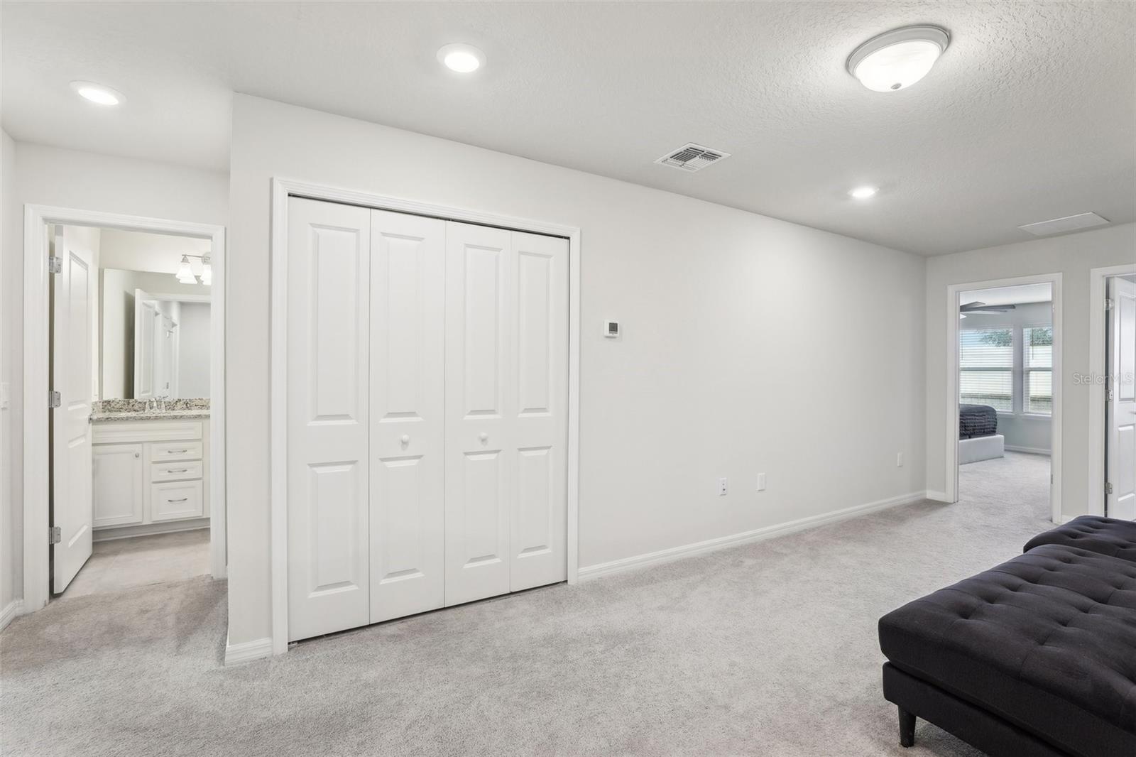 Image 16 of 43 For 297 Jetty Way