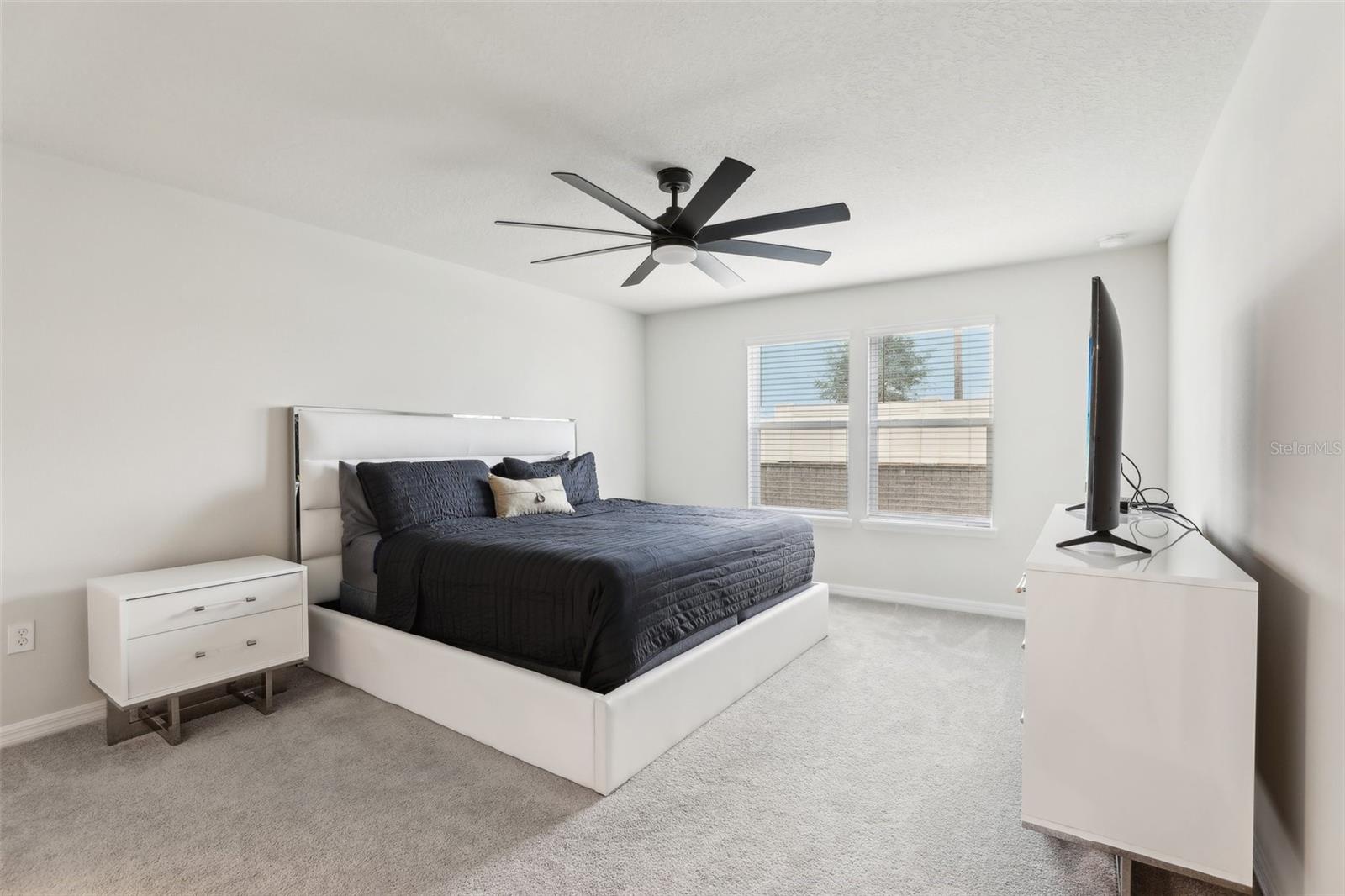 Image 18 of 43 For 297 Jetty Way