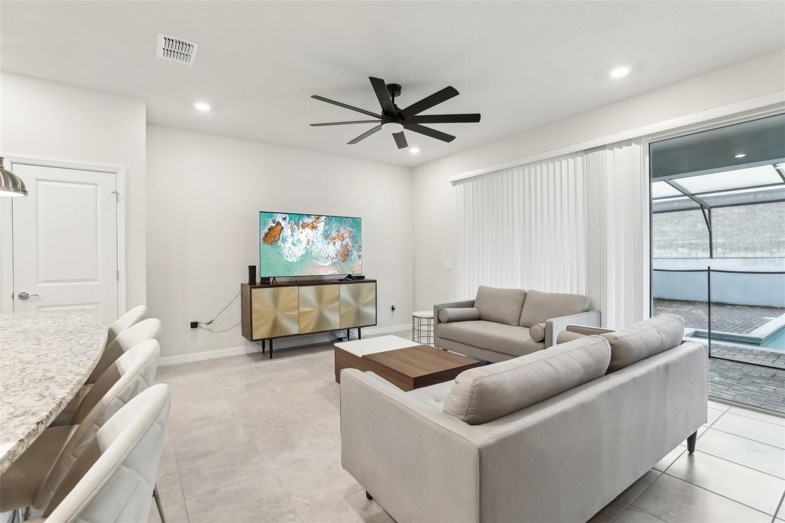 Image 5 of 43 For 297 Jetty Way