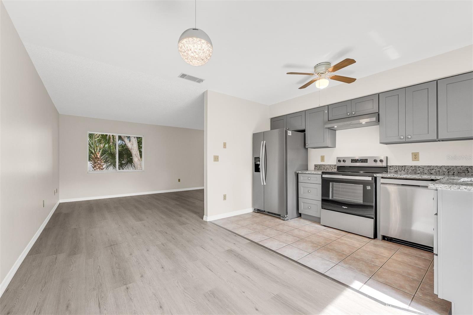 Image 16 of 25 For 945 Morris Avenue