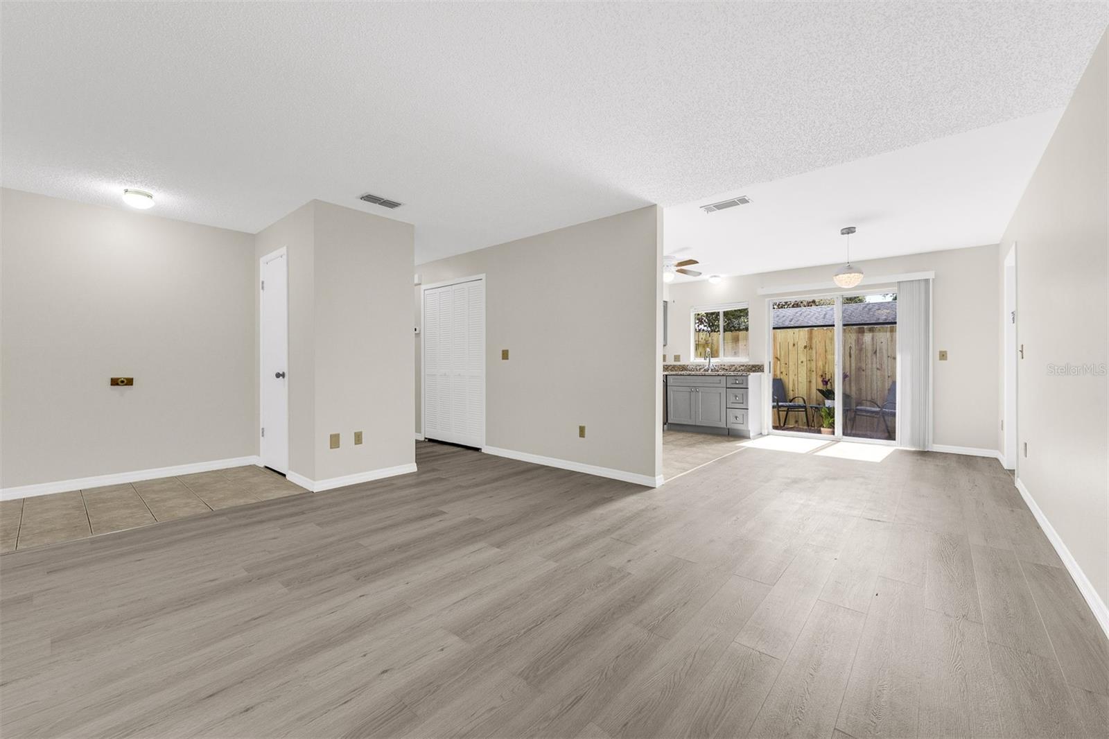 Image 8 of 25 For 945 Morris Avenue