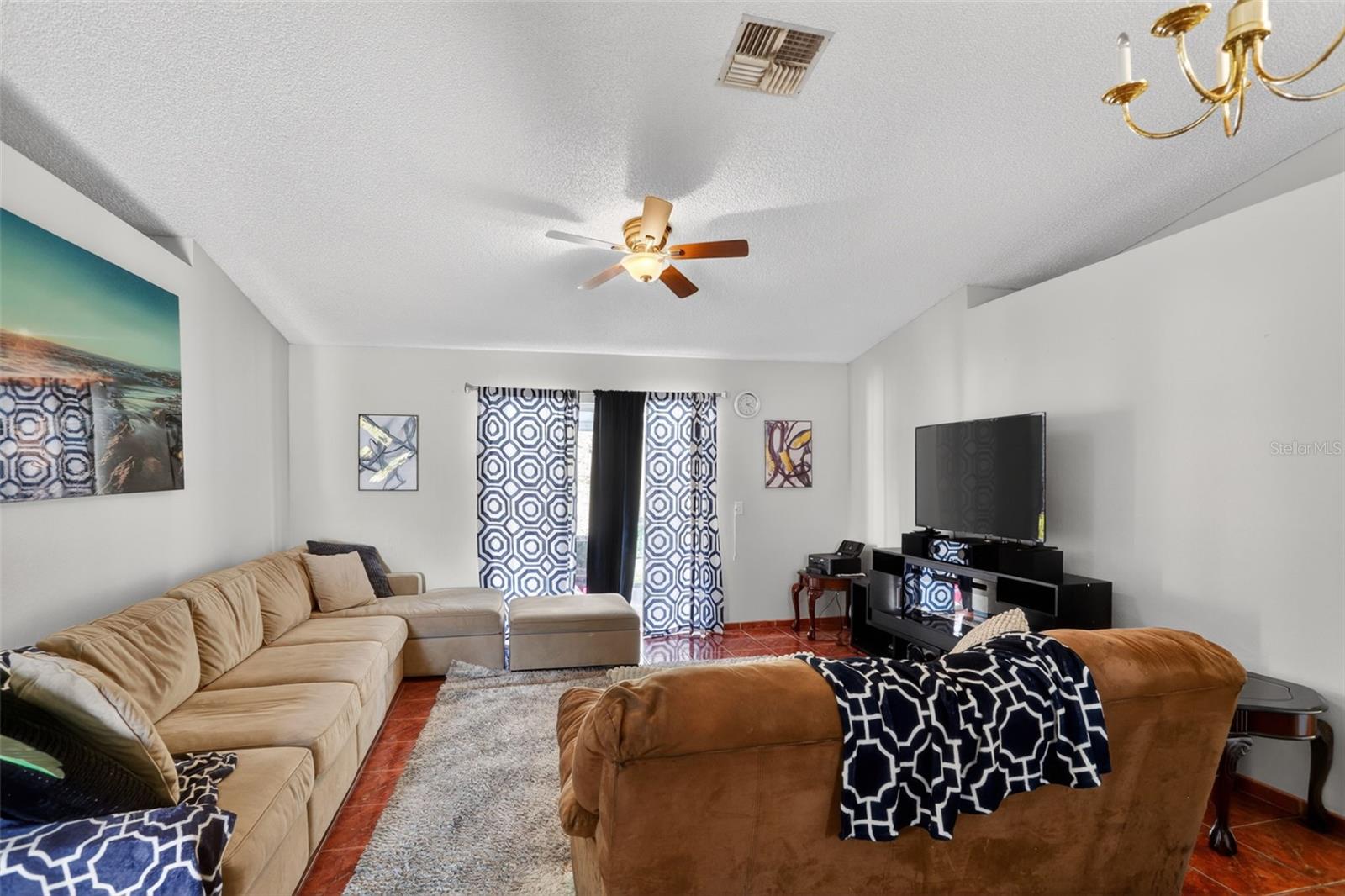 Image 13 of 29 For 6820 Pomeroy Circle