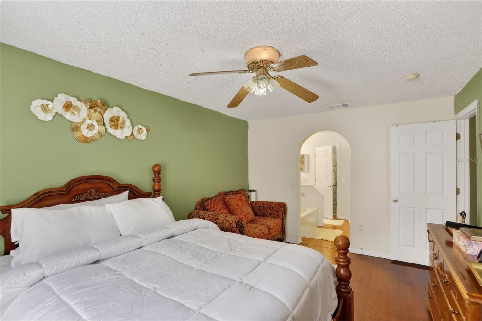 Image 16 of 29 For 6820 Pomeroy Circle