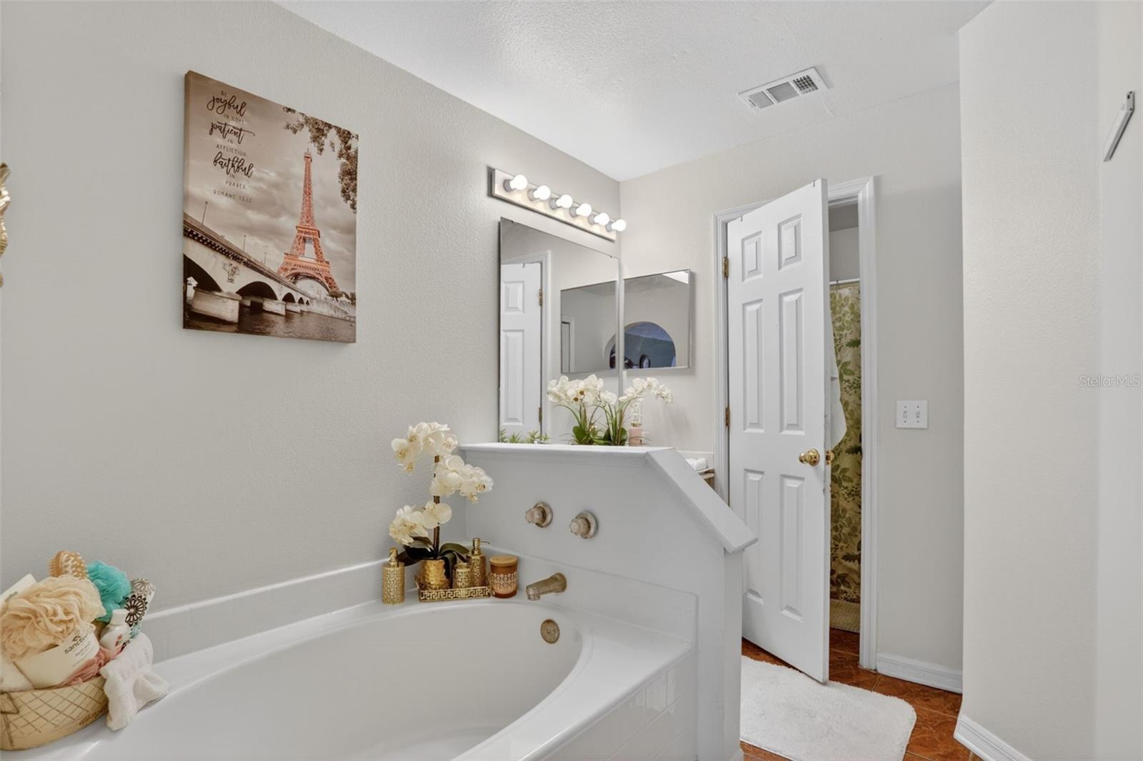 Image 17 of 29 For 6820 Pomeroy Circle