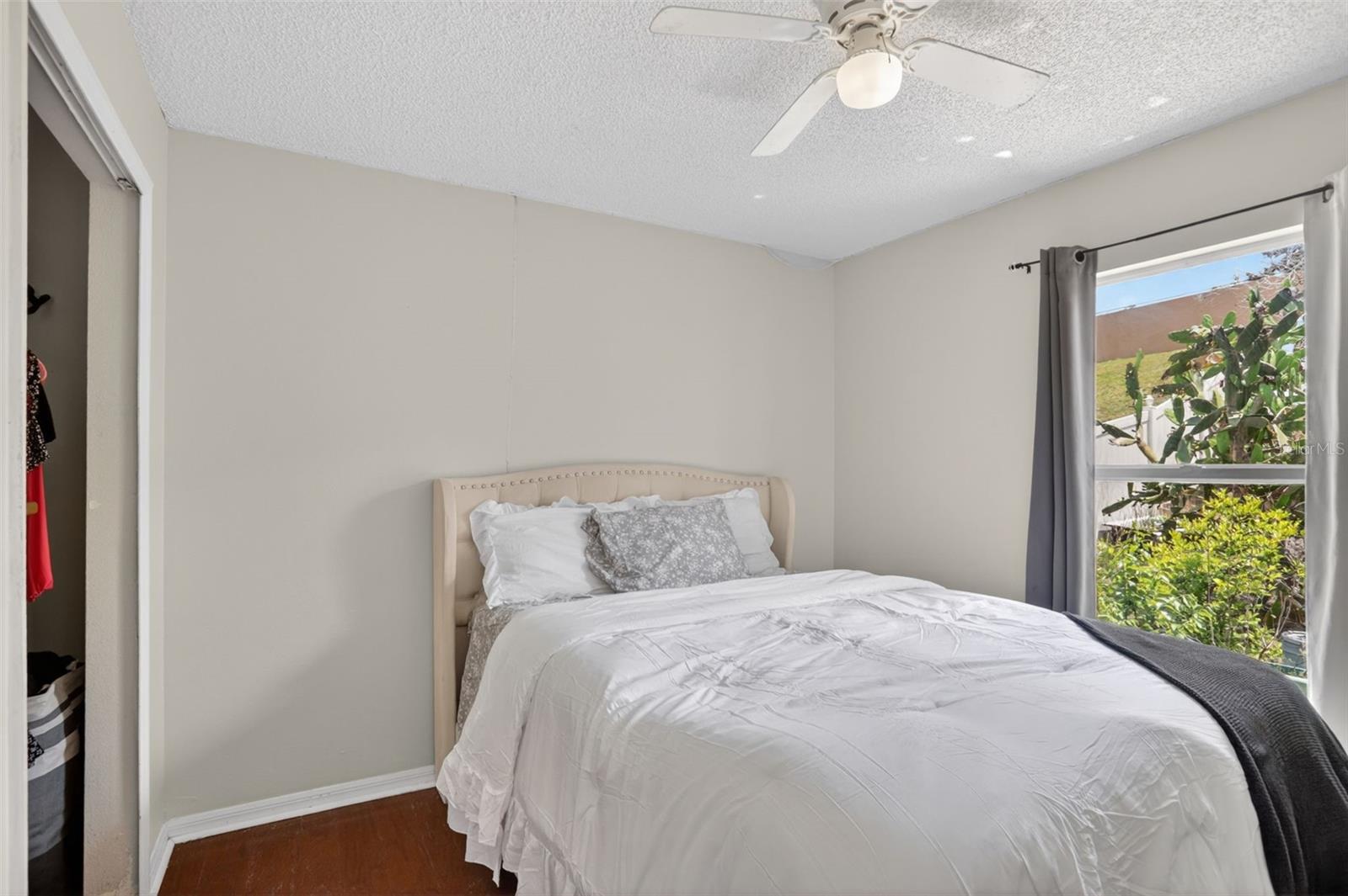 Image 23 of 29 For 6820 Pomeroy Circle