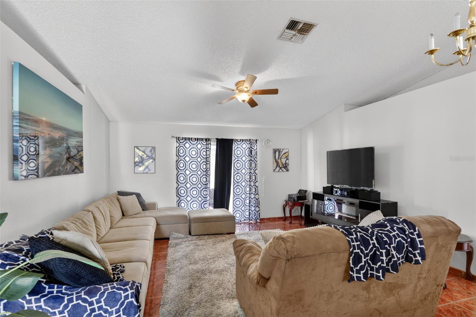 Image 7 of 29 For 6820 Pomeroy Circle