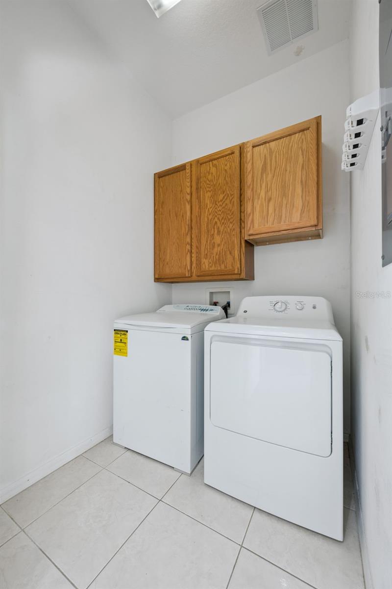 Image 24 of 39 For 10922 Derringer Drive