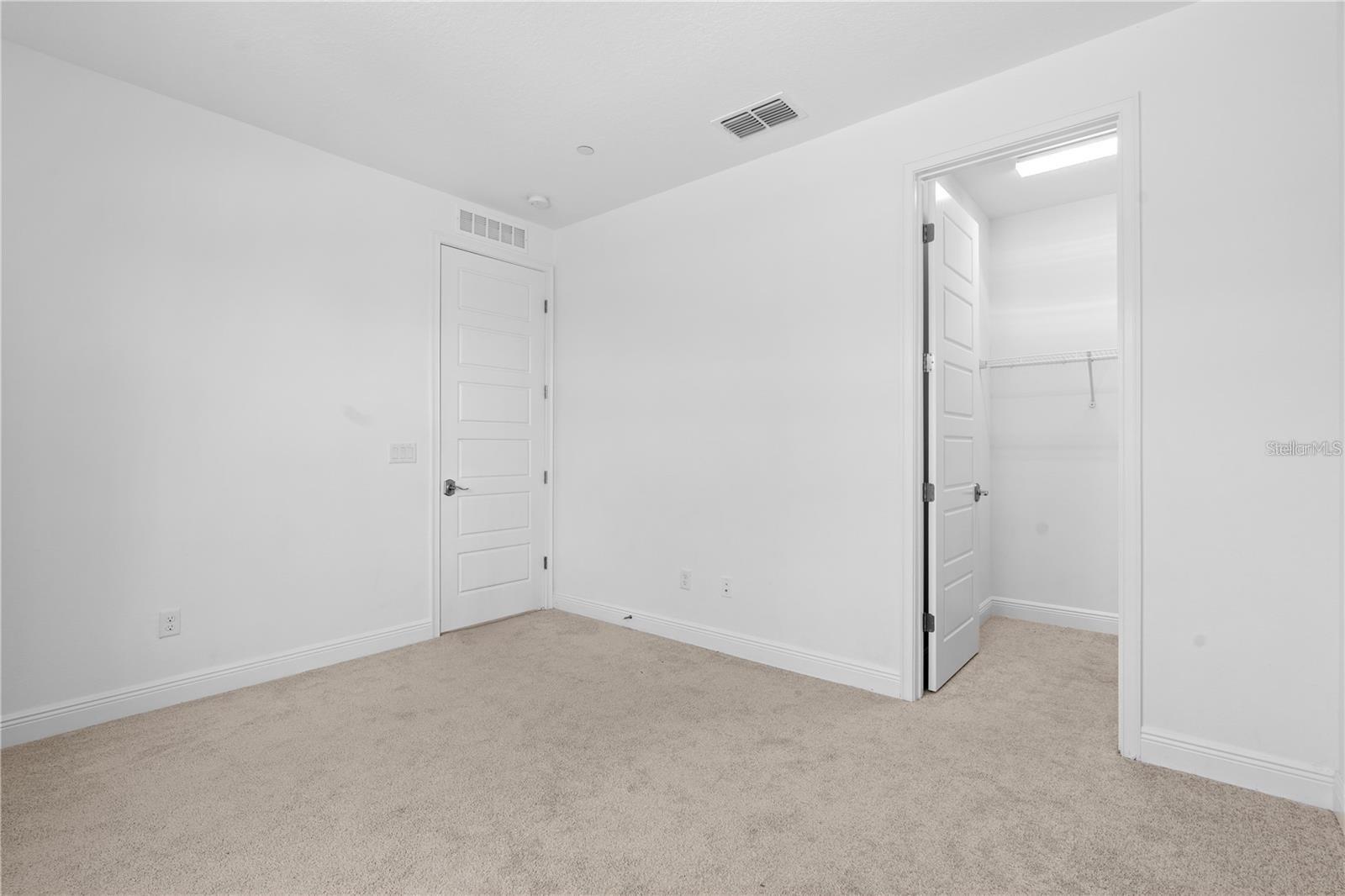 Image 16 of 39 For 9832 Bucklow Hill Drive