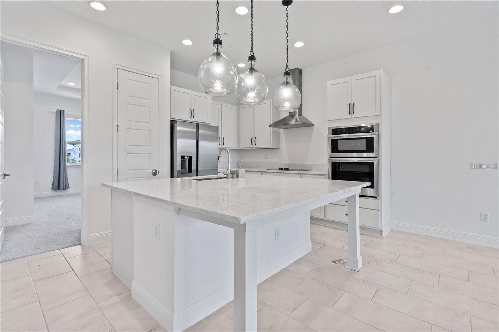 Image 5 of 39 For 9832 Bucklow Hill Drive