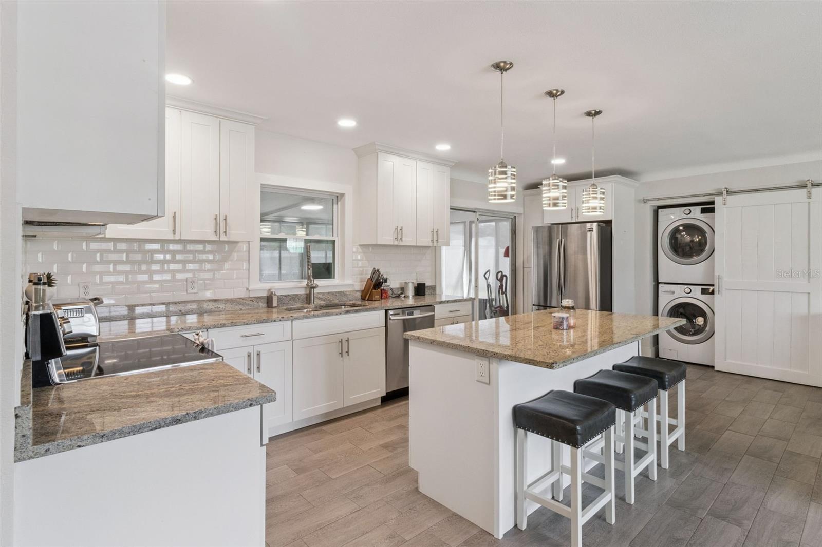 Image 12 of 28 For 1761 65th Avenue N