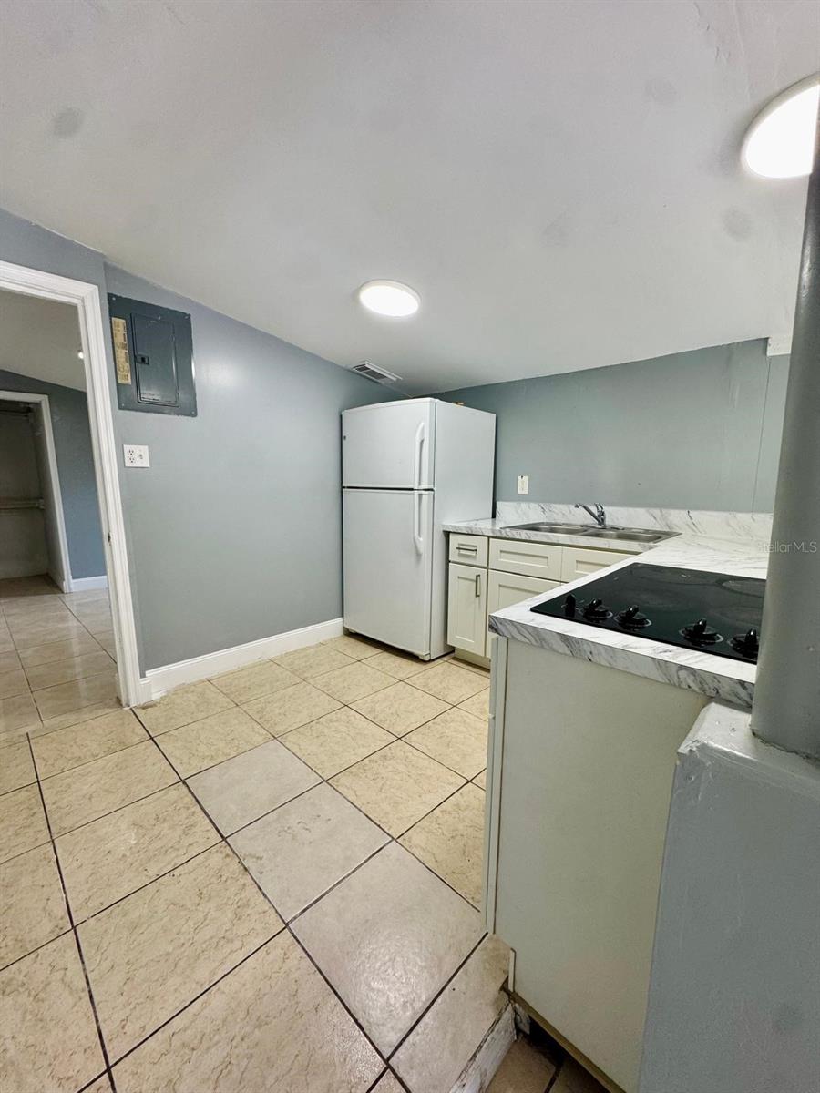 Image 3 of 6 For 7714 Acadian Drive
