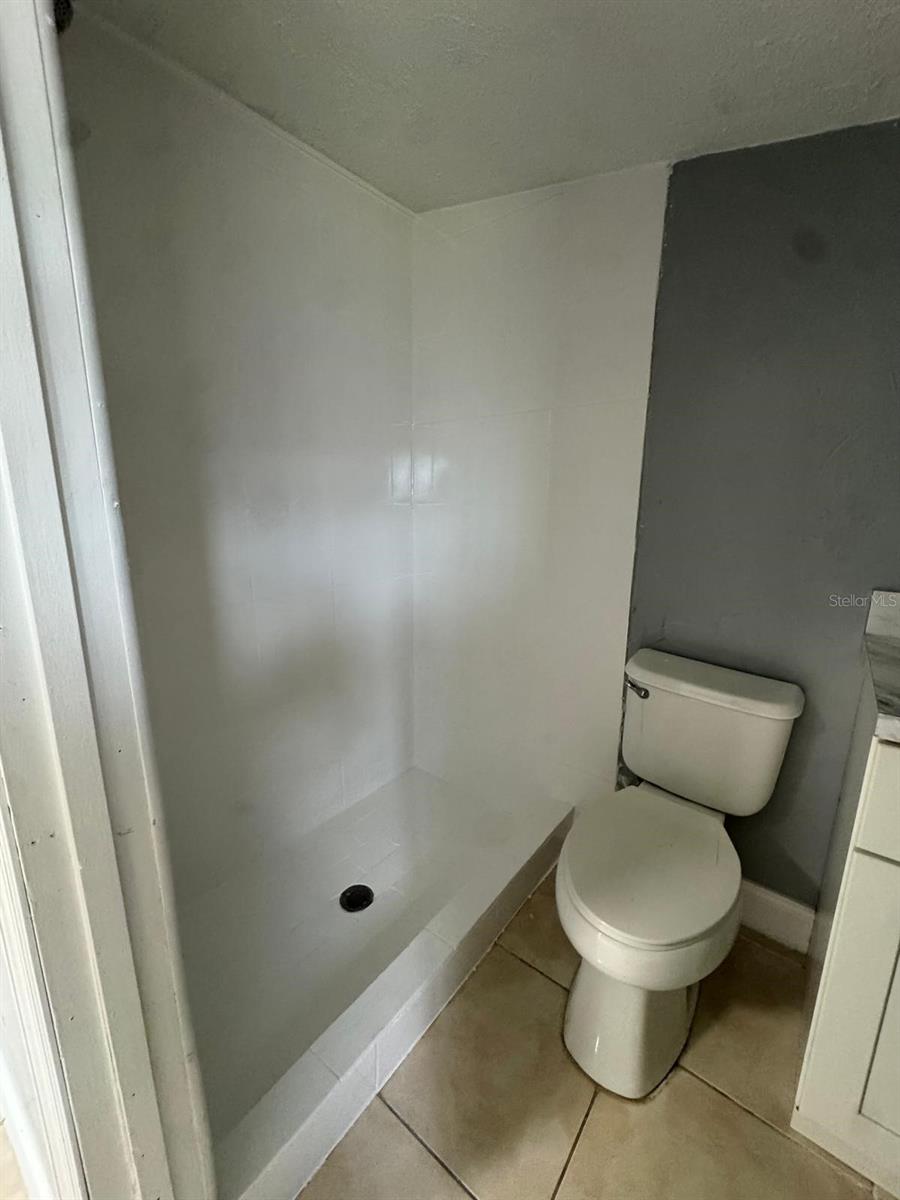 Image 6 of 6 For 7714 Acadian Drive