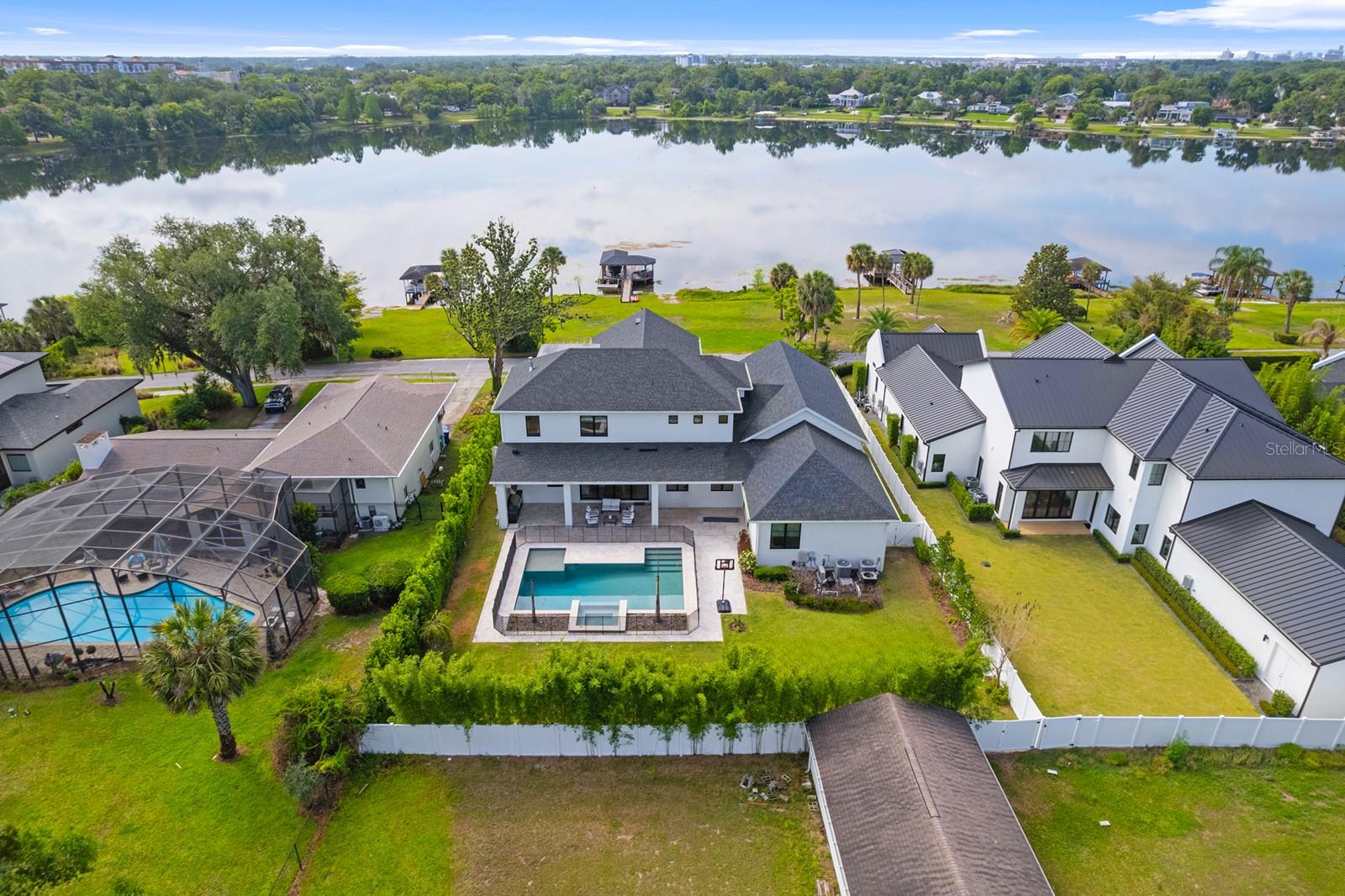 Image 5 of 37 For 747 Lake Sybelia Drive
