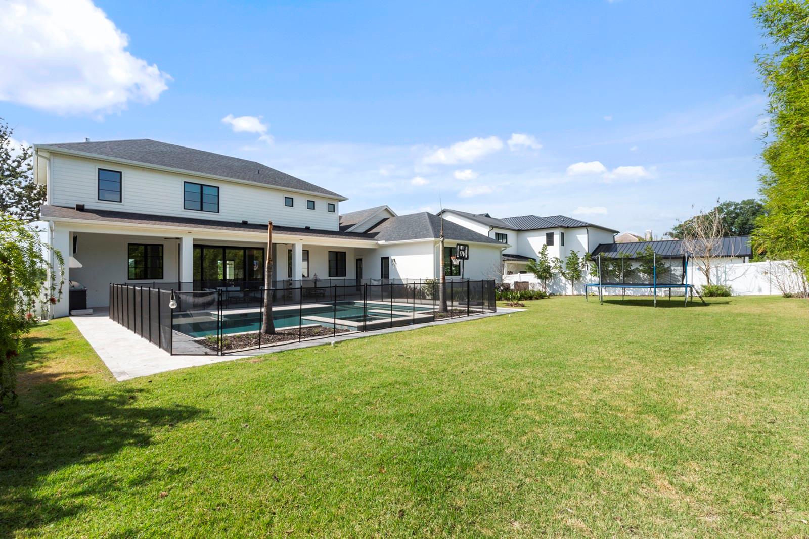 Image 8 of 37 For 747 Lake Sybelia Drive