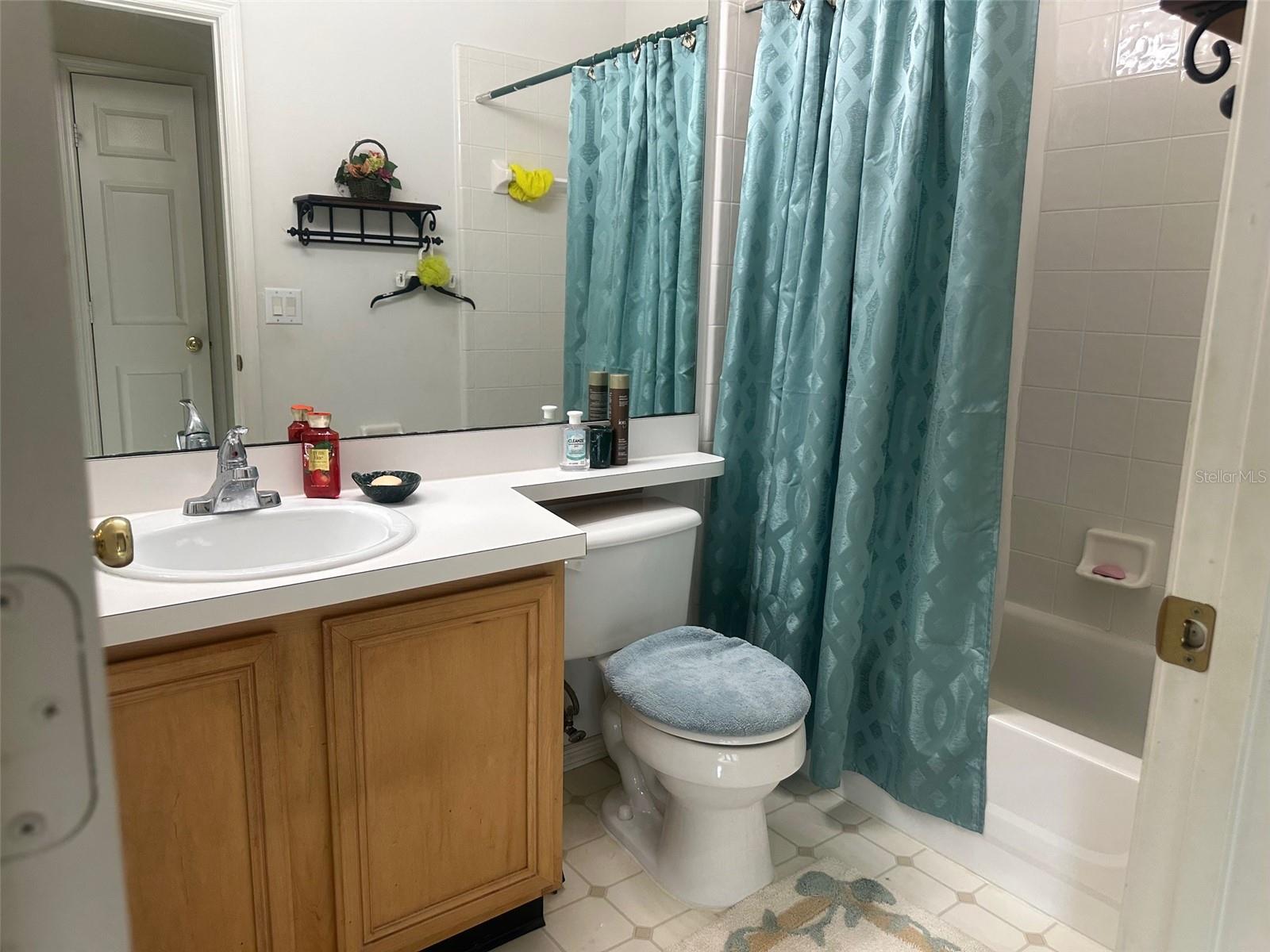 Image 17 of 19 For 14958 Lake Azure Drive