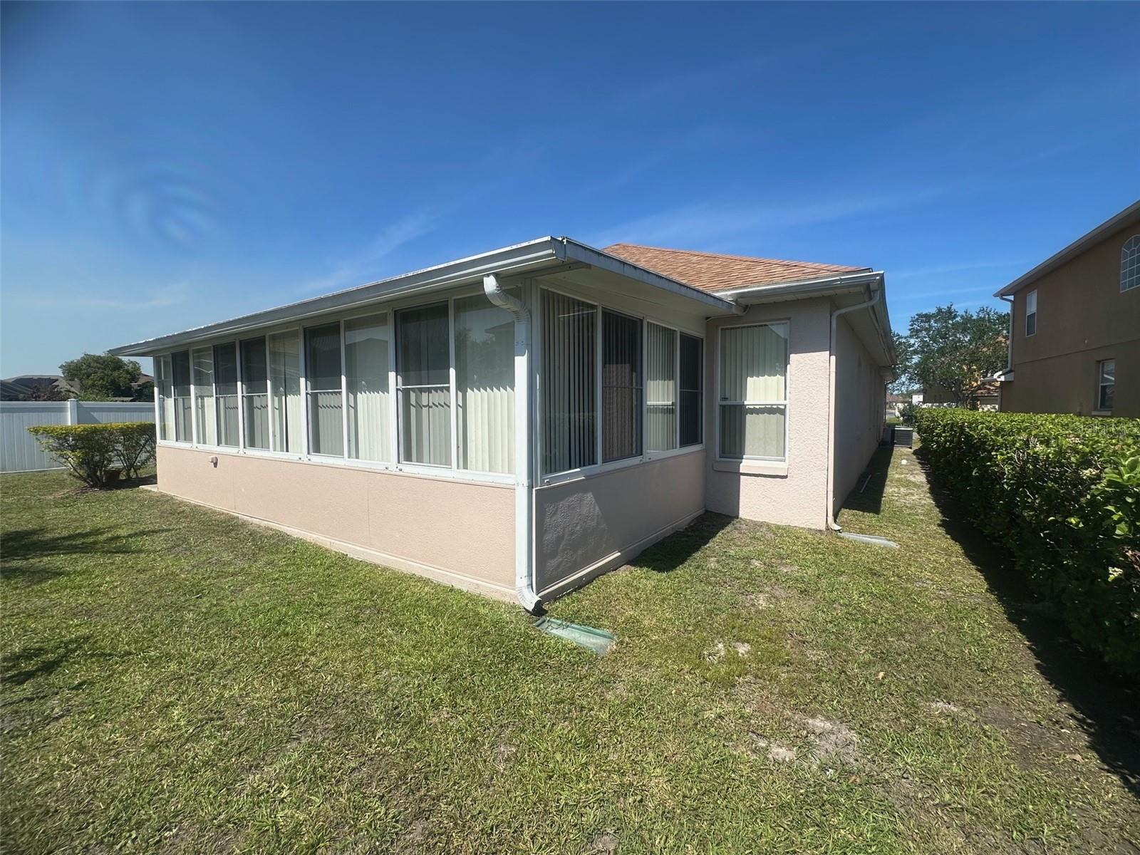Image 2 of 19 For 14958 Lake Azure Drive