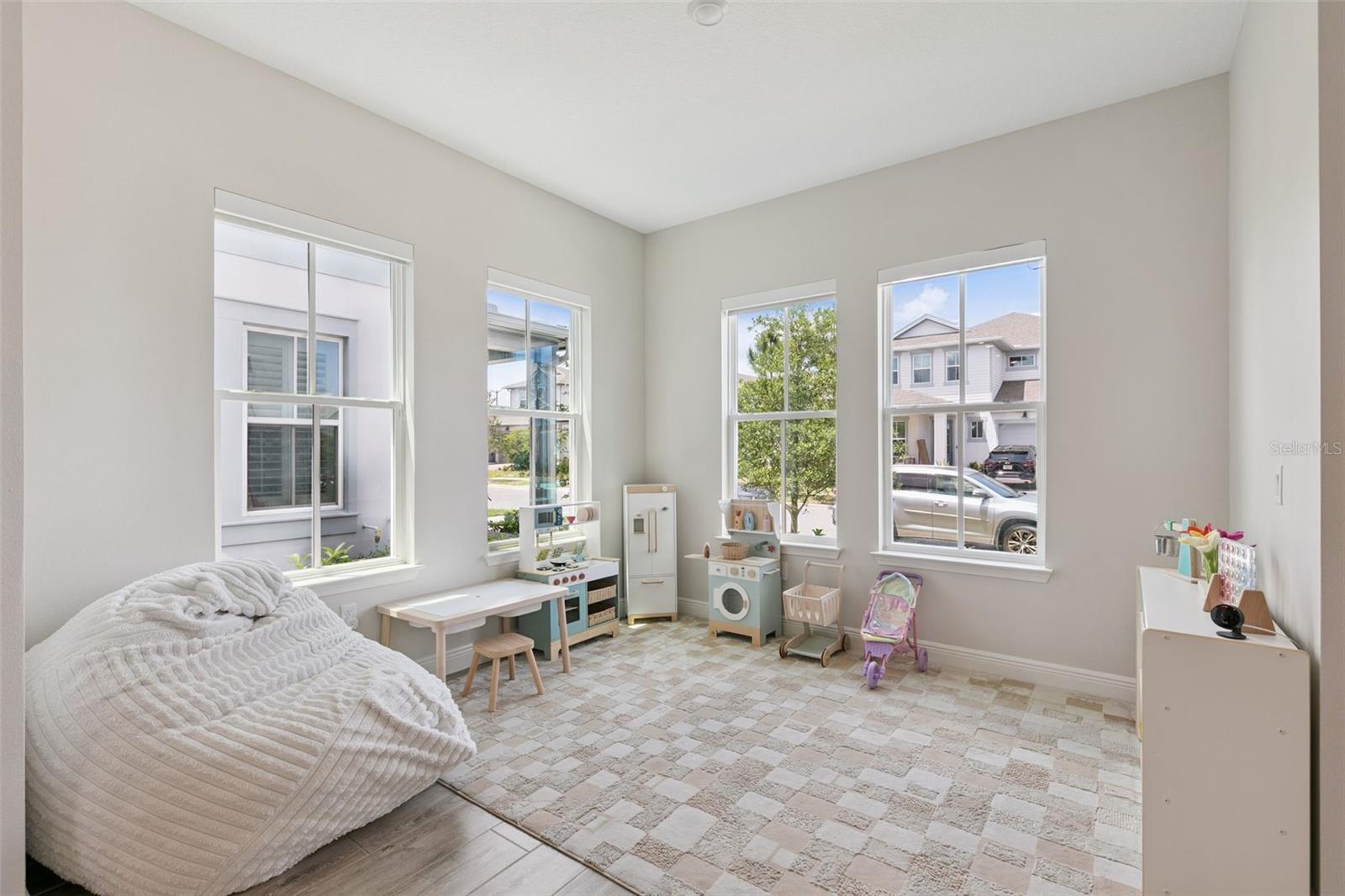 Image 10 of 47 For 13114 Mcmillan Drive