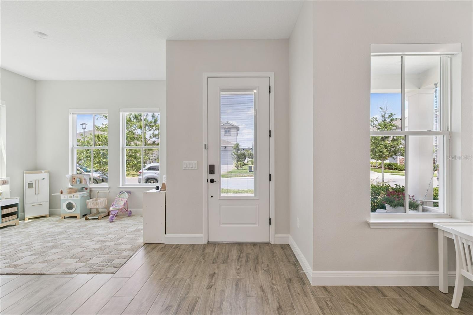 Image 9 of 47 For 13114 Mcmillan Drive
