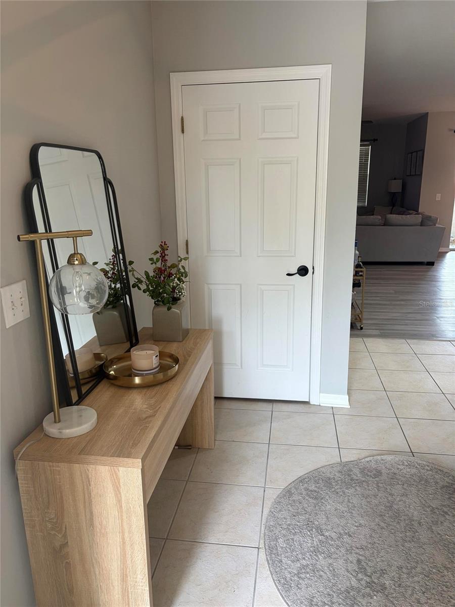 Image 3 of 23 For 4056 Alan Drive