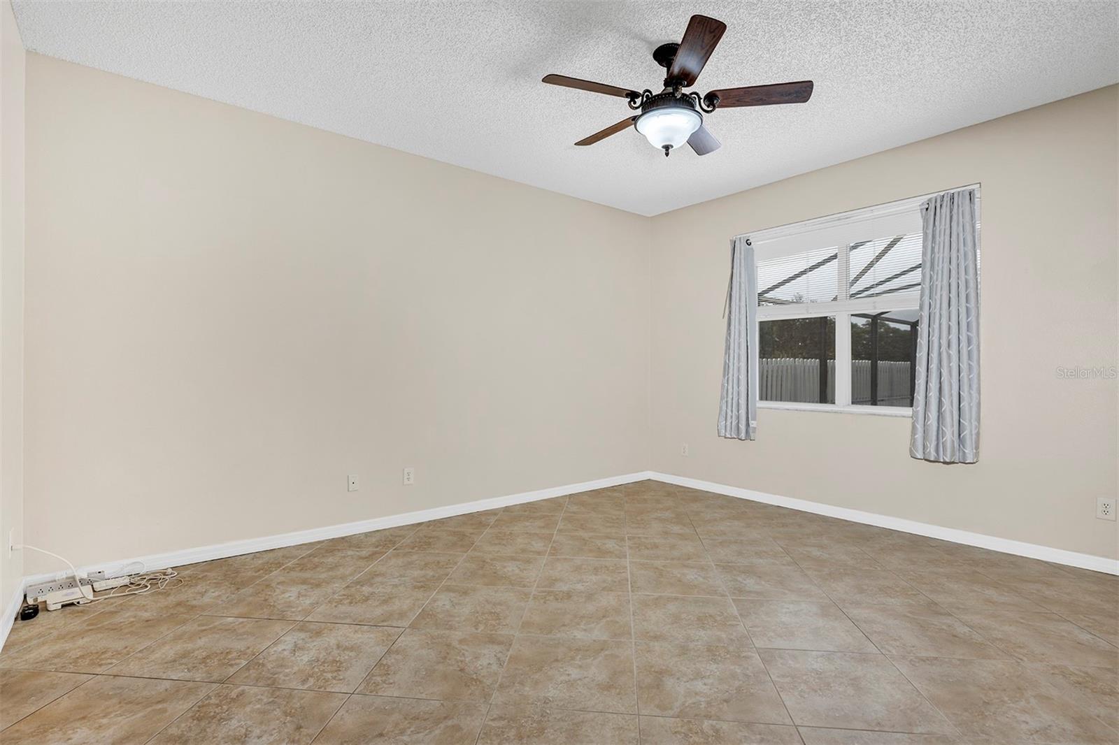 Image 15 of 38 For 4908 Olde Kerry Drive