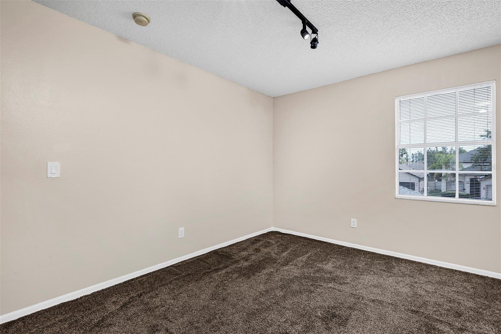 Image 23 of 38 For 4908 Olde Kerry Drive